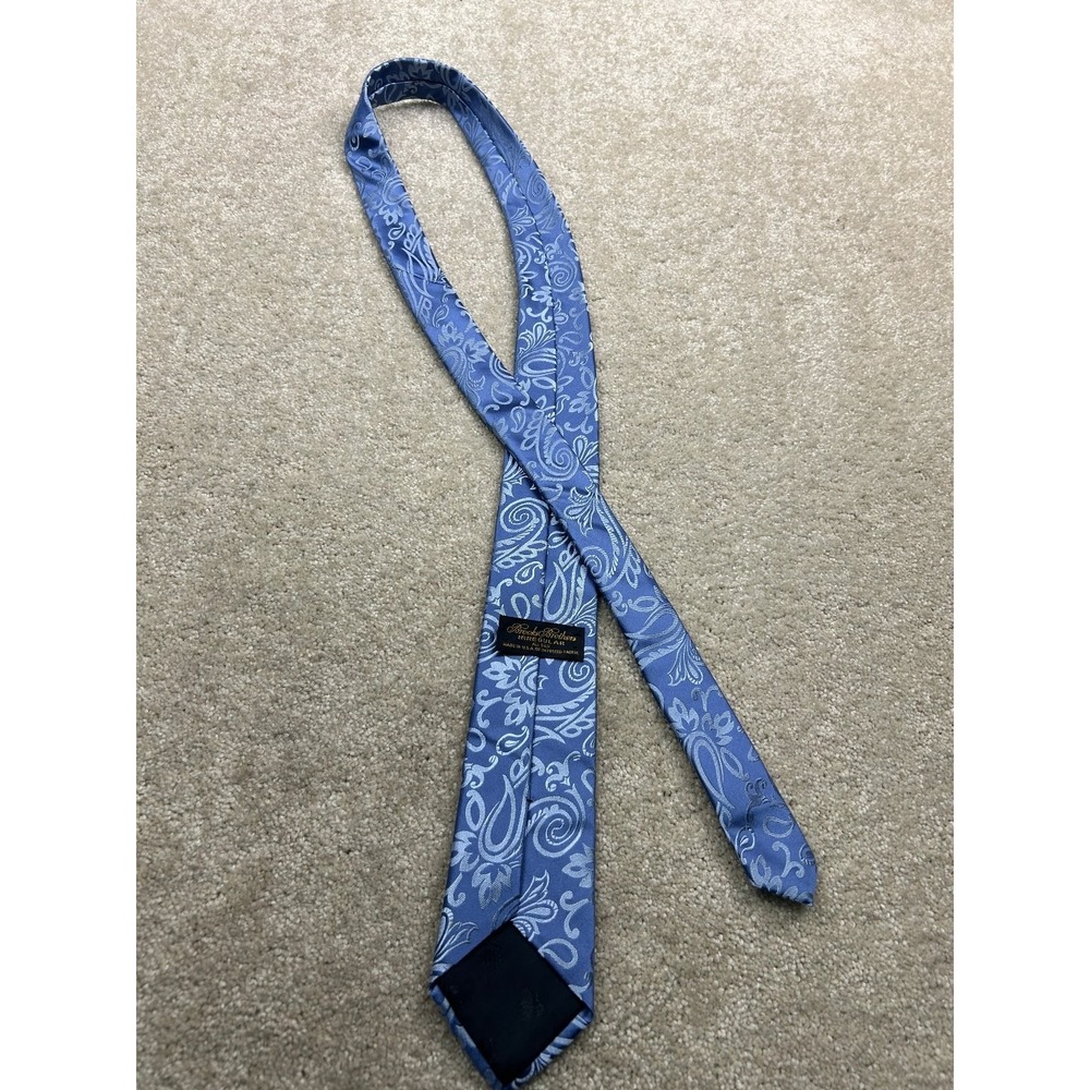 Brooks Brothers Men's Tie Periwinkle Blue Silk Paisley Classic Width - Picture 2 of 5